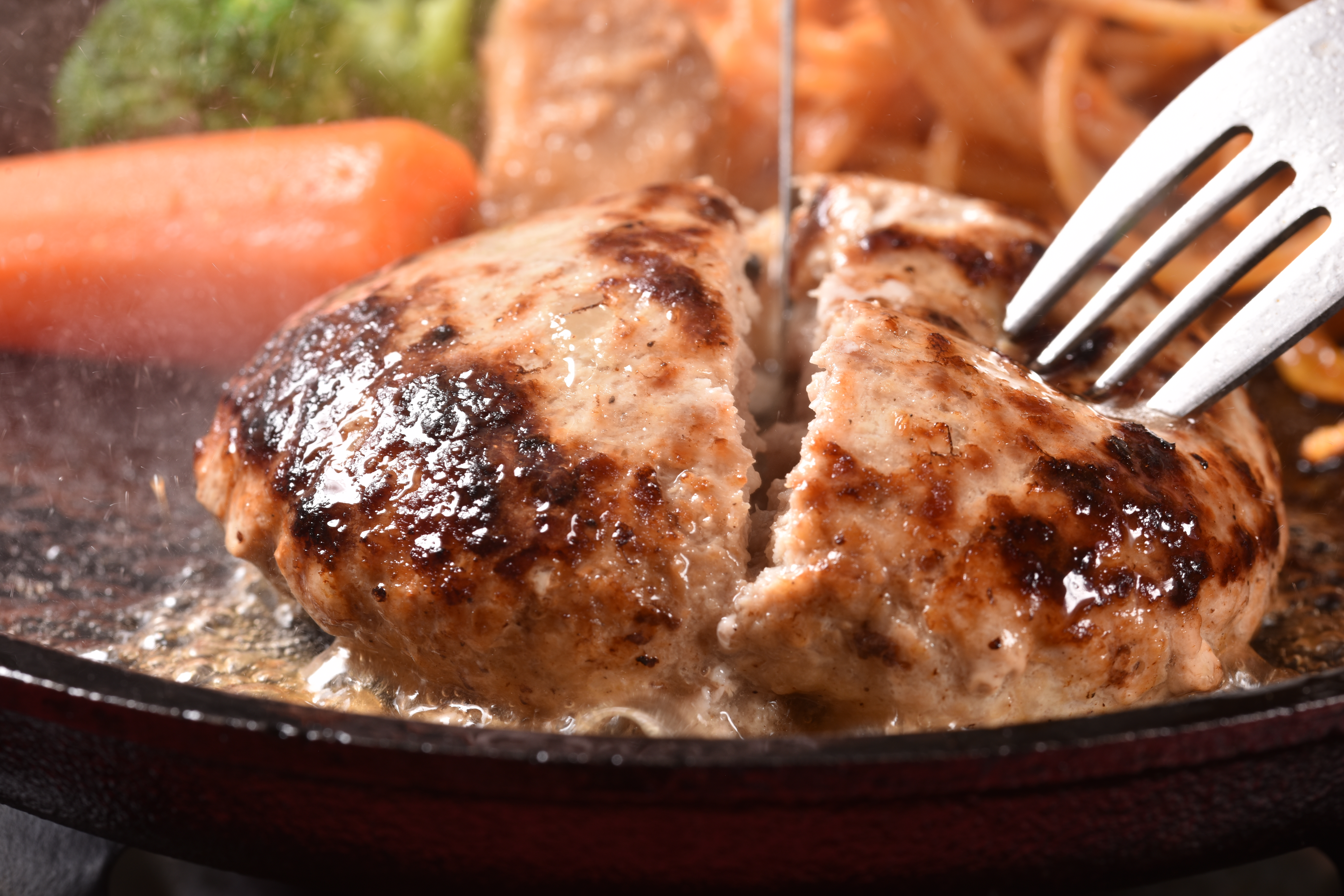 焼きたてのハンバーグを楽しむために